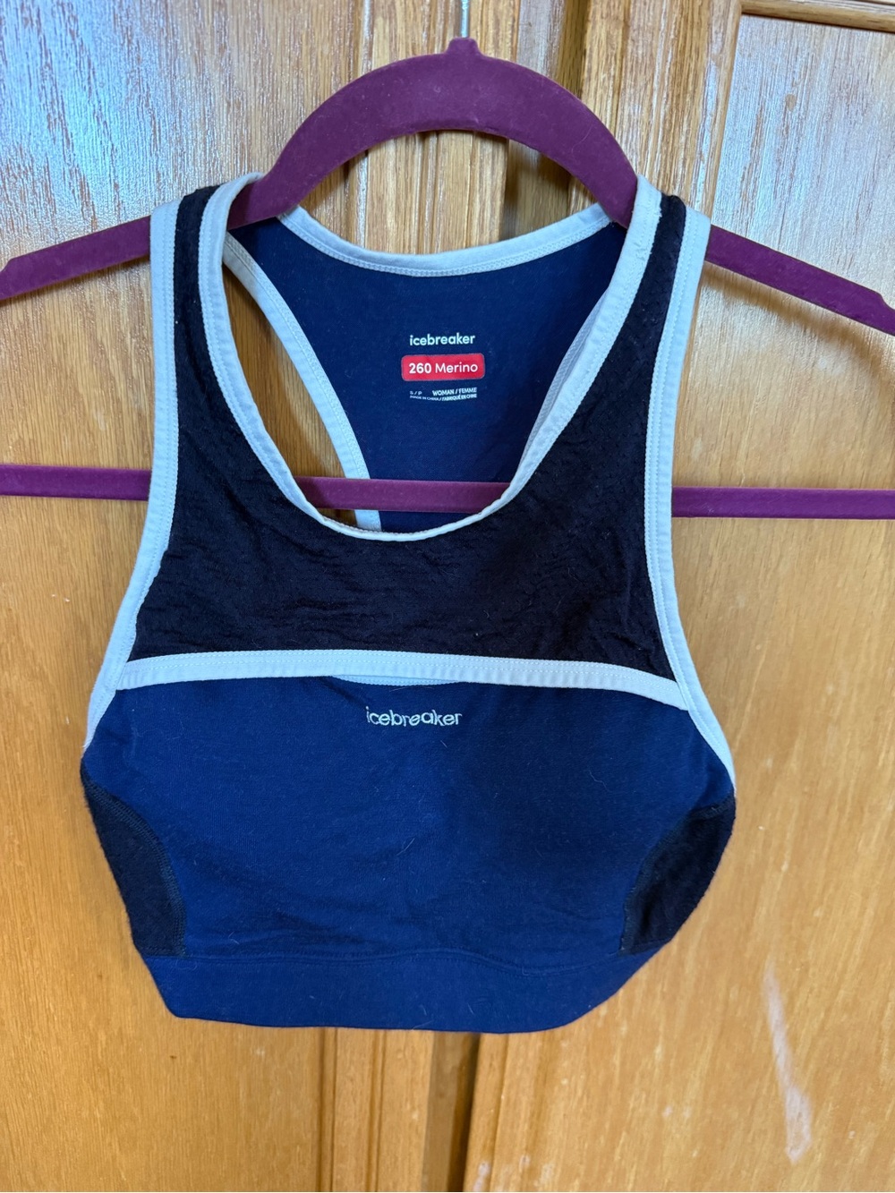 Icebreaker Women's Navy & Black Merino Sport Bra with removable padding size sma
